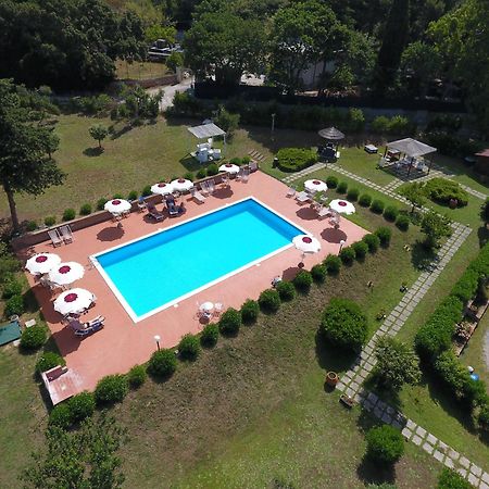 Residence La Casaccia Venturina Terme Exterior photo