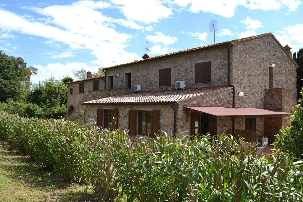 Residence La Casaccia Venturina Terme Exterior photo