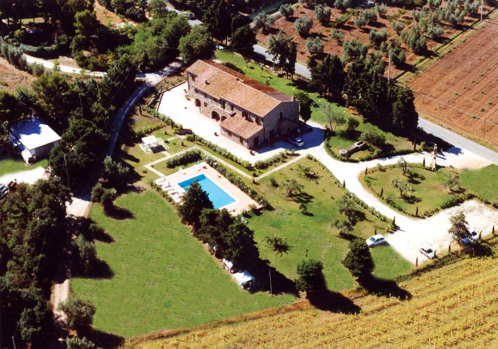 Residence La Casaccia Venturina Terme Exterior photo