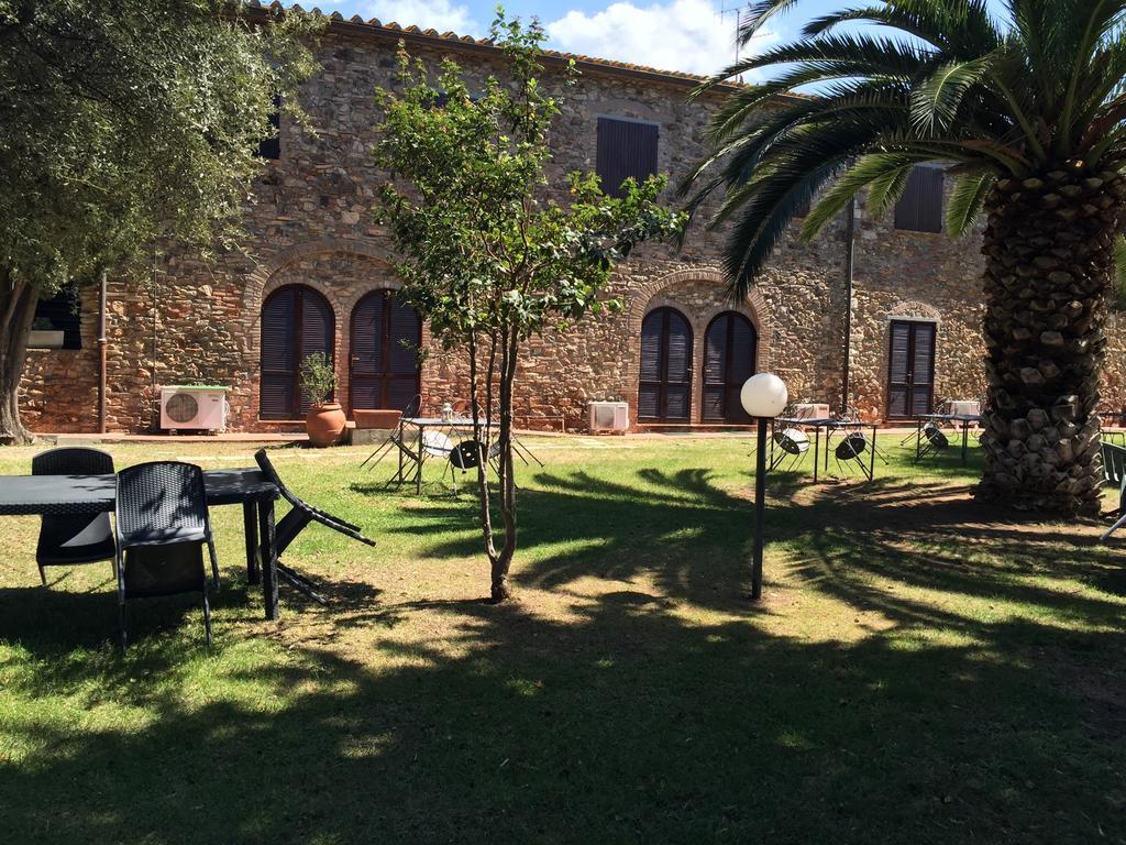 Residence La Casaccia Venturina Terme Exterior photo